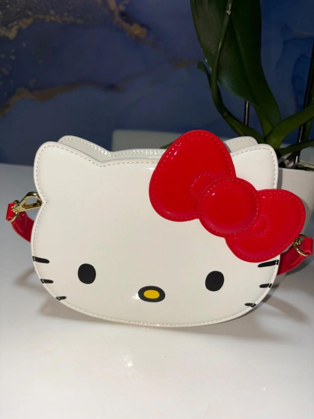 Hello kitty purse